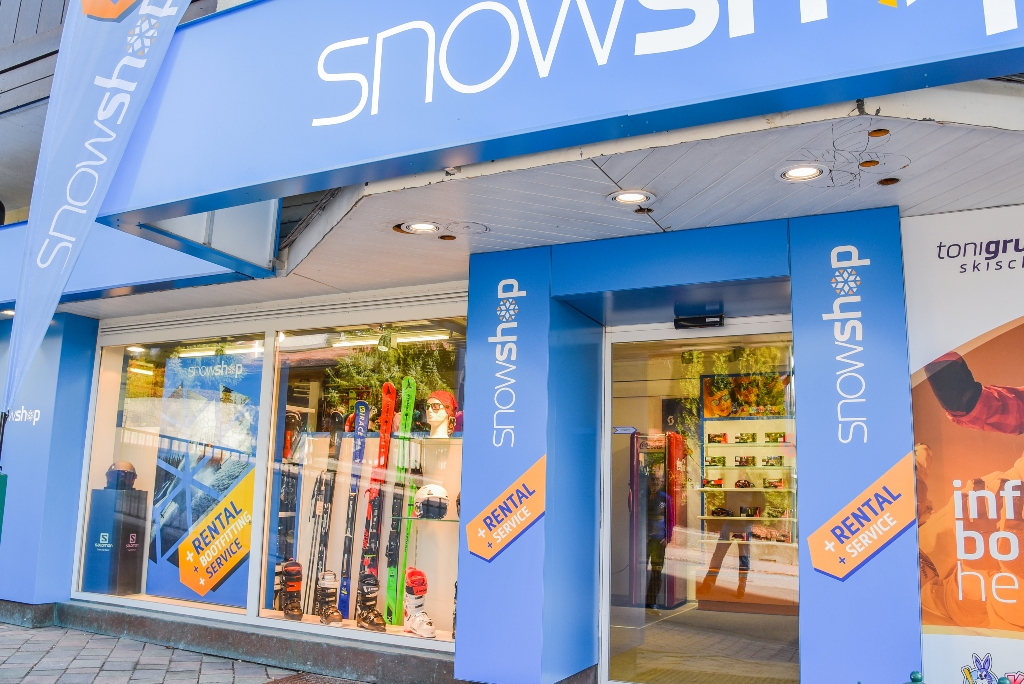 snowshop-skiudlejningbr--st-johann-alpendorf